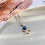 Heliophilia Silver Collar Astronaute Azul cielo y dorado